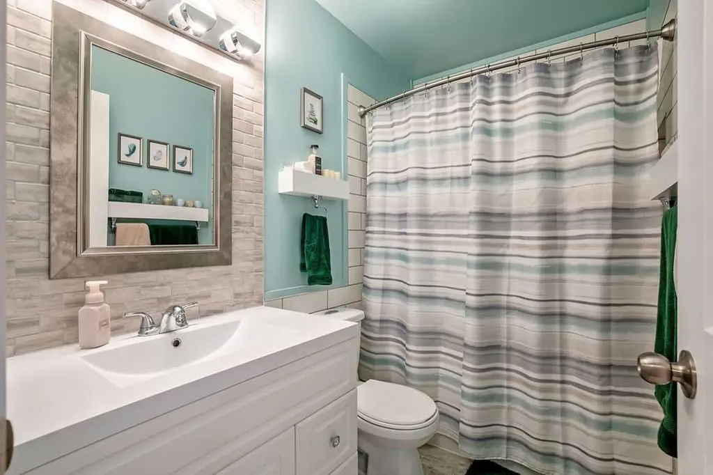 51 Big Hill Way SE Airdrie AB T4A 1M7
