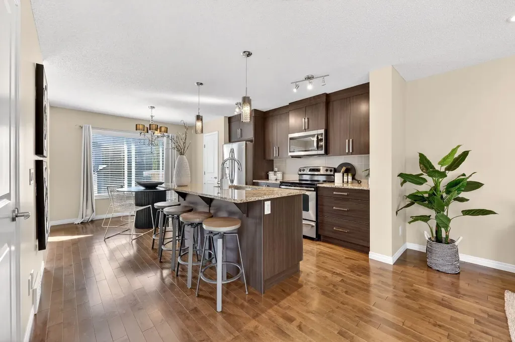 1901 Baywater Alley SW Airdrie AB T4B0T4