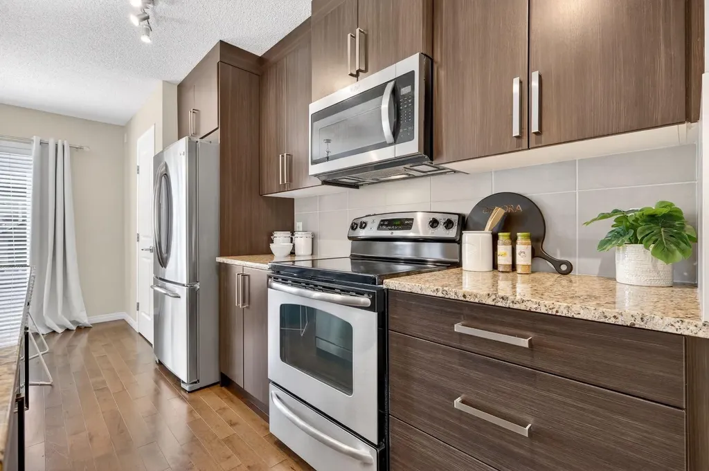 1901 Baywater Alley SW Airdrie AB T4B0T4