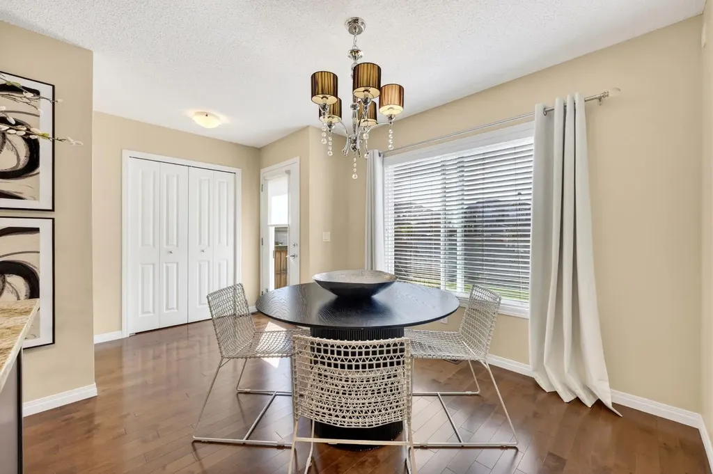 1901 Baywater Alley SW Airdrie AB T4B0T4