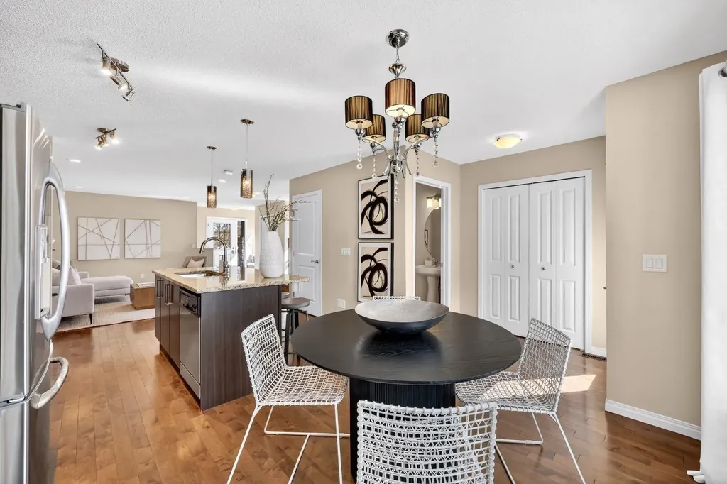 1901 Baywater Alley SW Airdrie AB T4B0T4