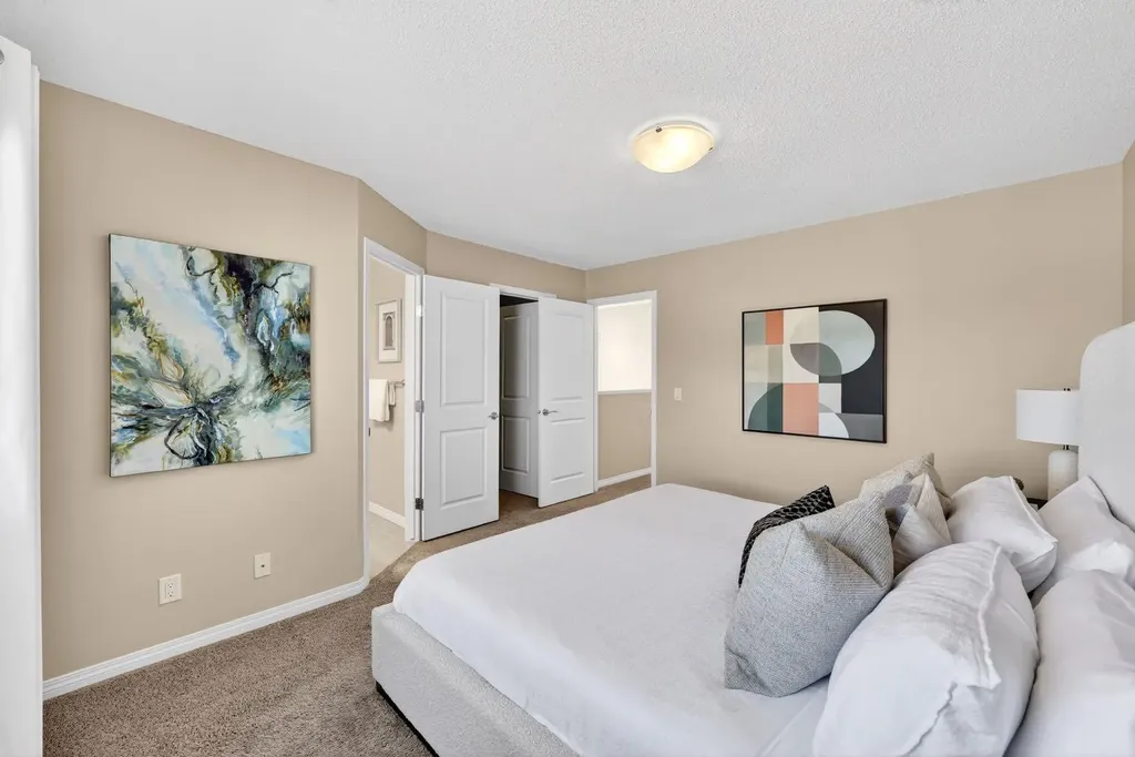 1901 Baywater Alley SW Airdrie AB T4B0T4