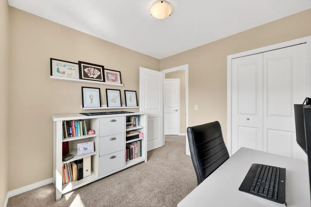 1901 Baywater Alley SW Airdrie AB T4B0T4