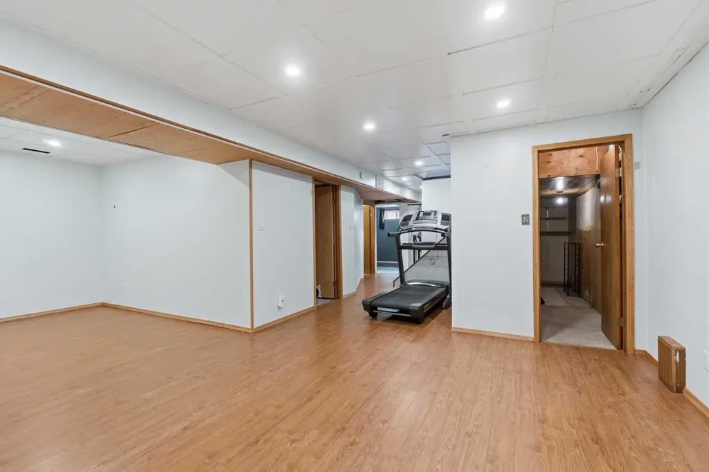 8 Isbister Avenue Swan Hills AB T0G 2C0