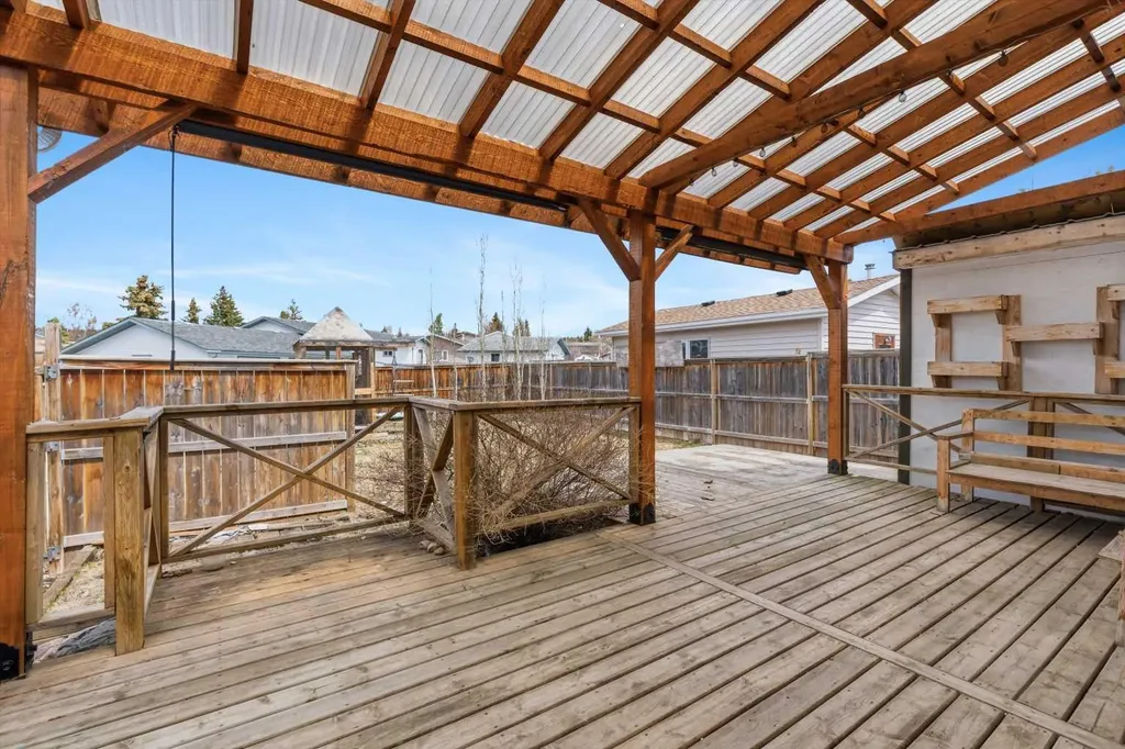 8 Isbister Avenue Swan Hills AB T0G 2C0