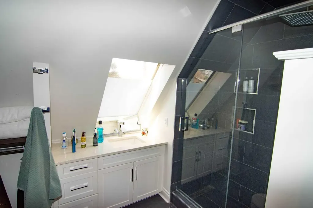 1616 Summer Street SW Calgary AB T3C2J6