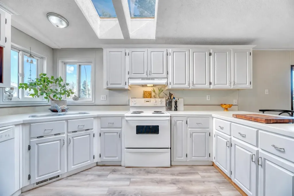 333 Nelson Road Carseland AB T0J0M0