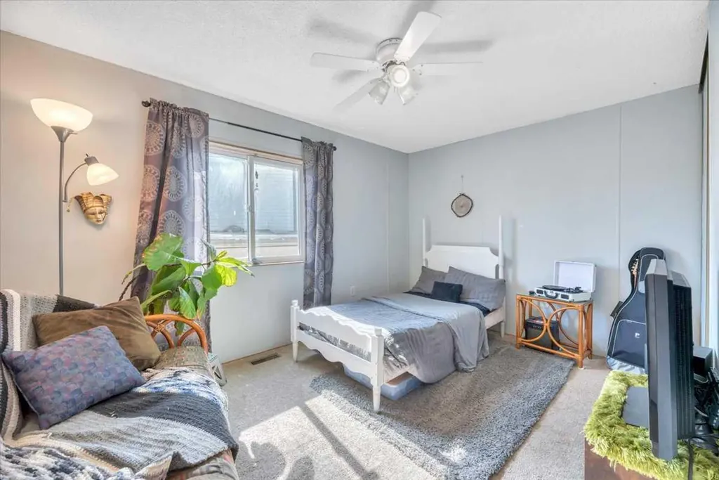 333 Nelson Road Carseland AB T0J0M0