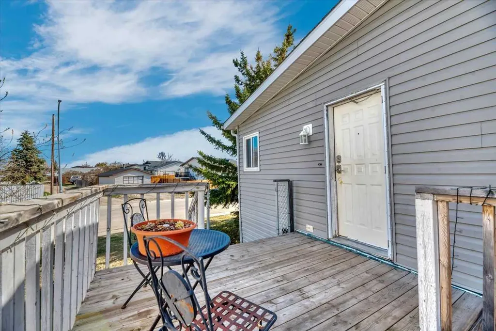 333 Nelson Road Carseland AB T0J0M0