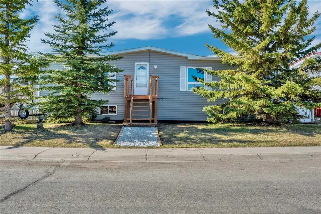 333 Nelson Road Carseland AB T0J0M0