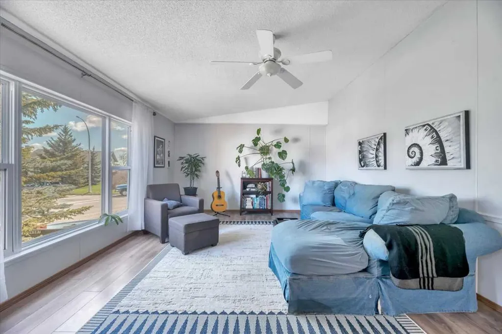 333 Nelson Road Carseland AB T0J0M0