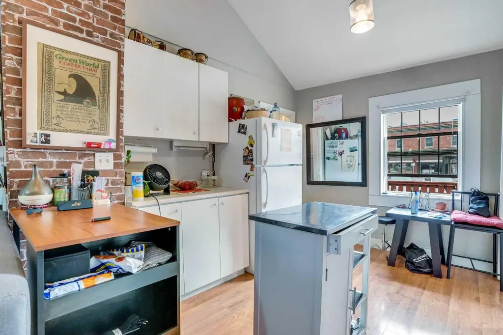 434 Meredith Road NE Calgary AB T2E 5A6