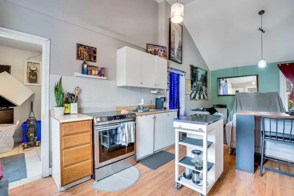 434 Meredith Road NE Calgary AB T2E 5A6