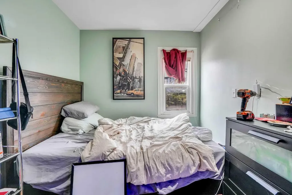 434 Meredith Road NE Calgary AB T2E 5A6