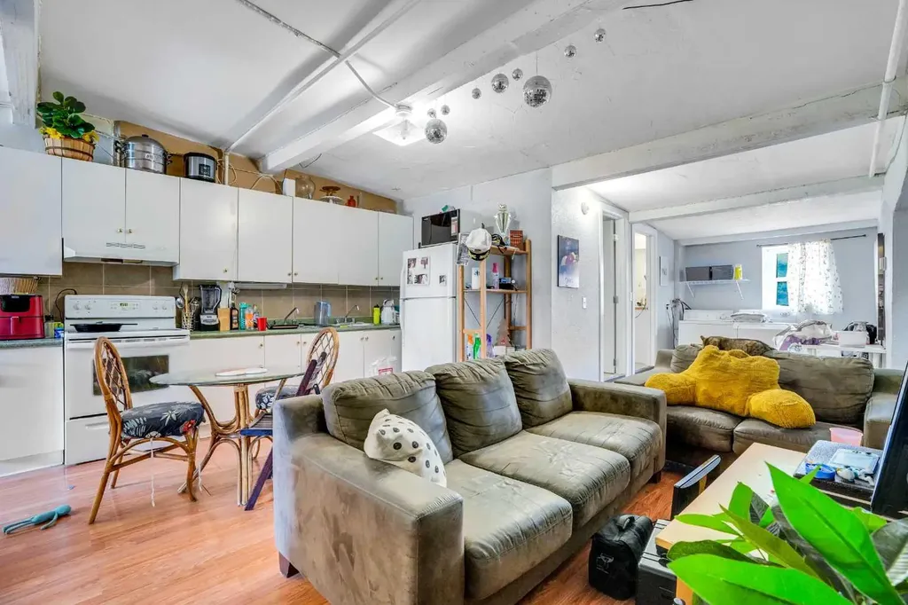 434 Meredith Road NE Calgary AB T2E 5A6