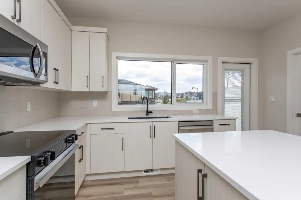 65 Lavelle Close Red Deer AB T4R 0V7