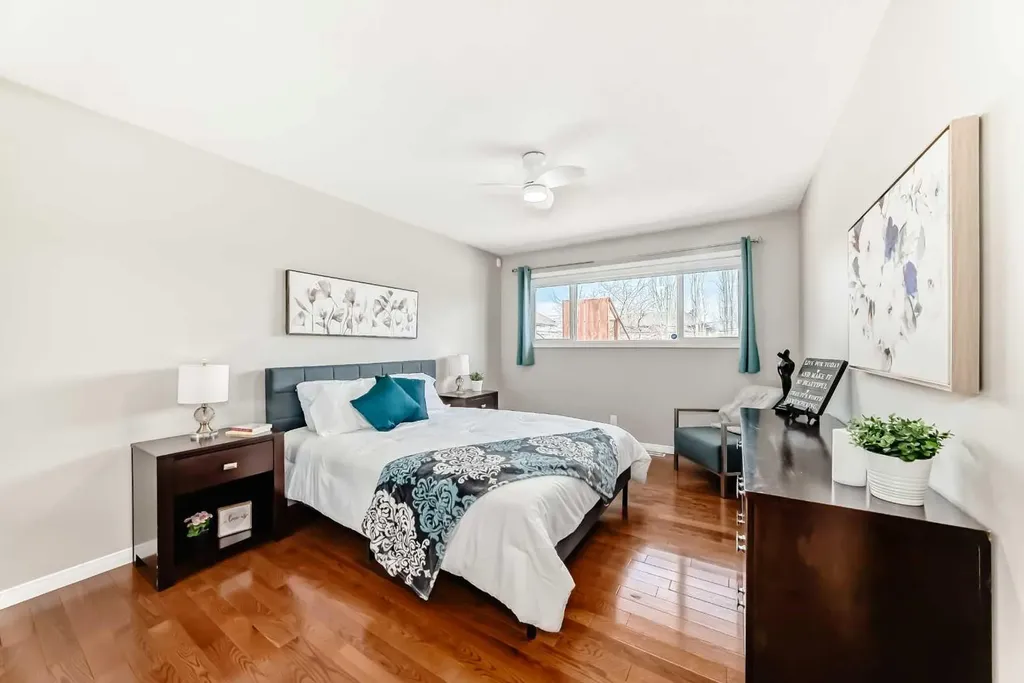 2212 4 Street NE Calgary AB T3E 4T9