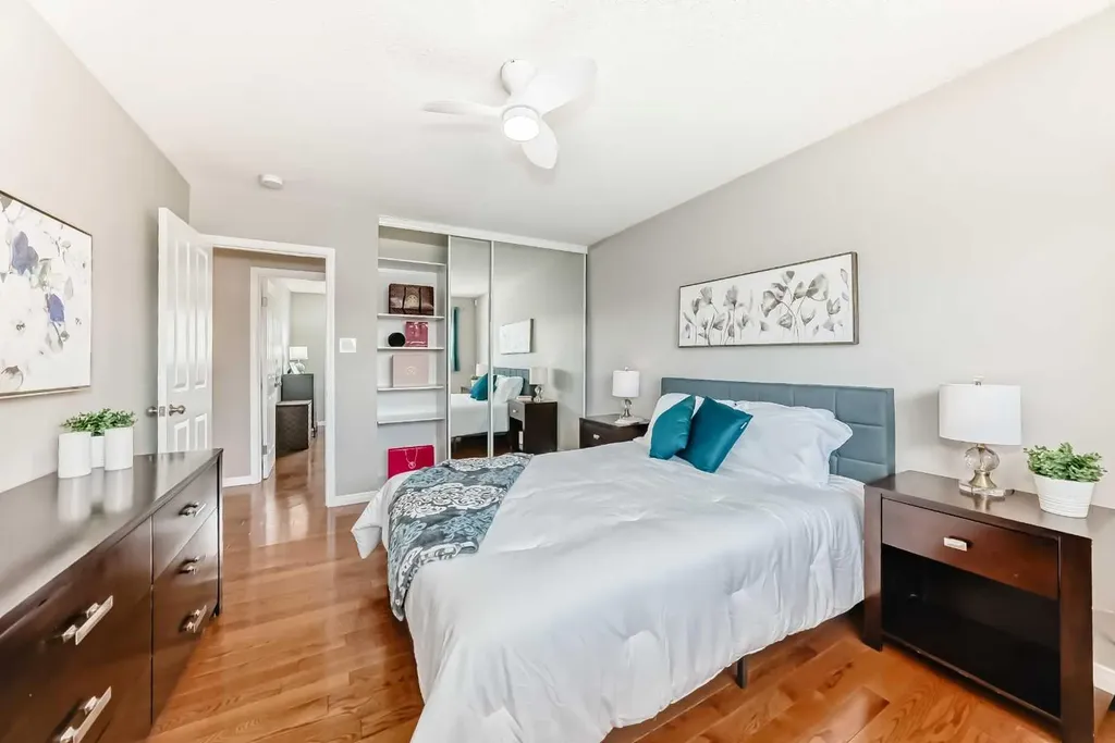 2212 4 Street NE Calgary AB T3E 4T9