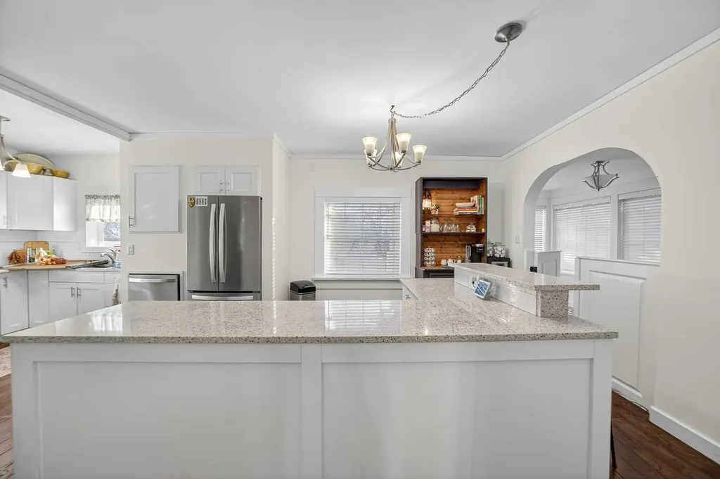 1919 14 Street Didsbury AB T0M 0W0