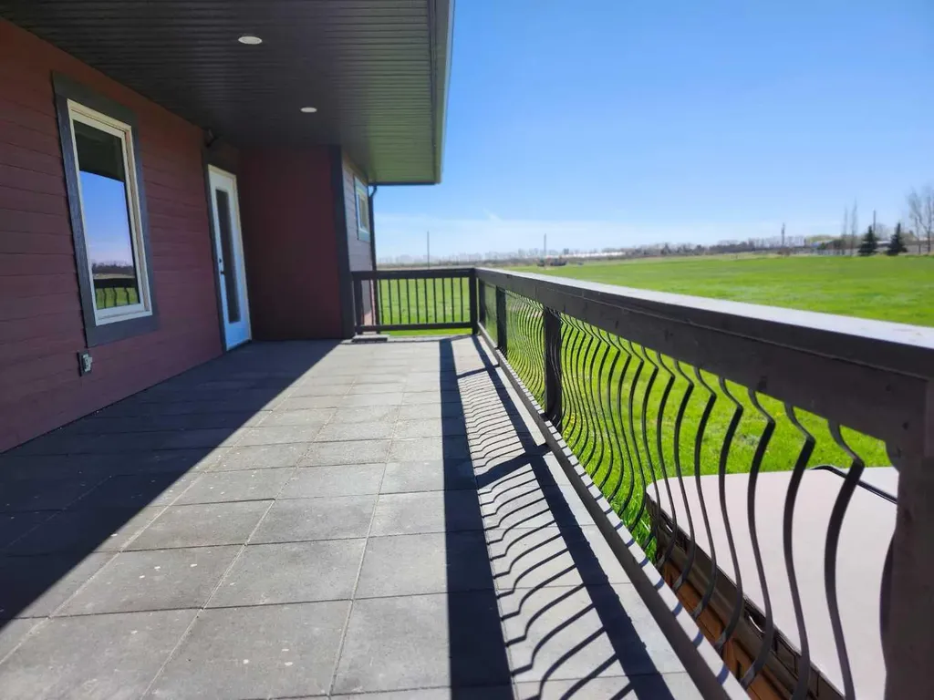 64 210044 Highway 512 Rural Lethbridge County AB T1J5N9