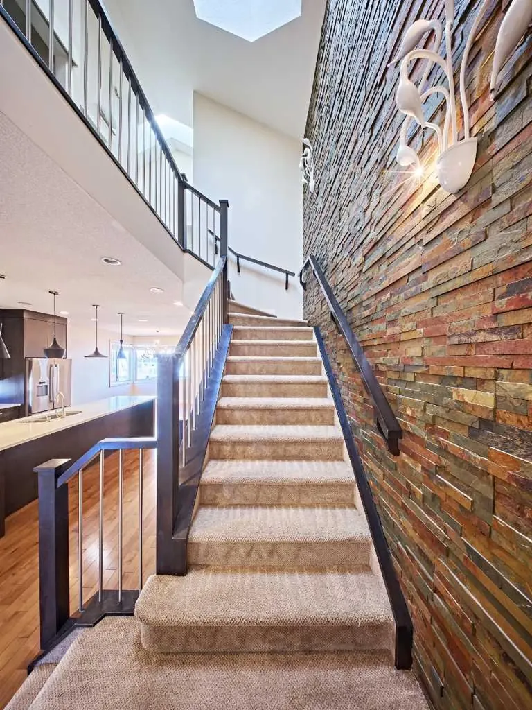 1840 Westmount Road NW Calgary AB T2N 3M5