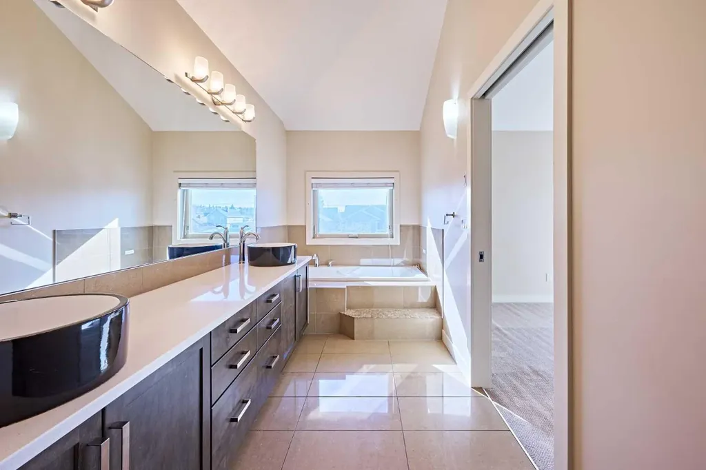 1840 Westmount Road NW Calgary AB T2N 3M5