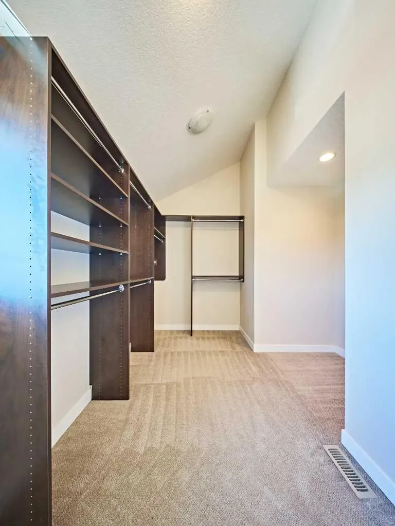 1840 Westmount Road NW Calgary AB T2N 3M5