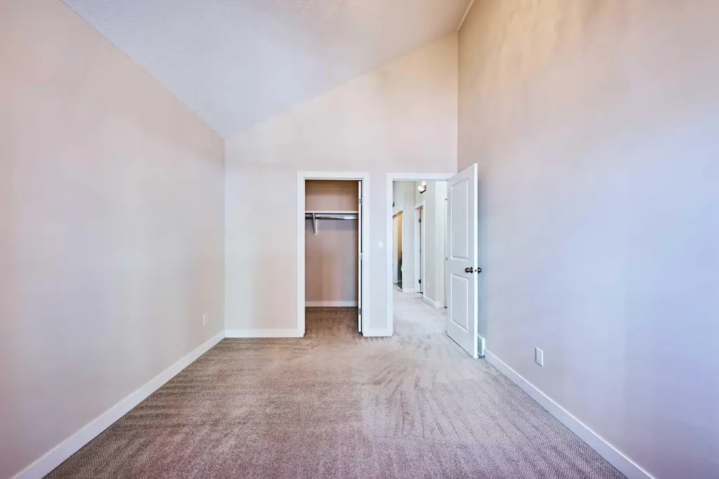 1840 Westmount Road NW Calgary AB T2N 3M5