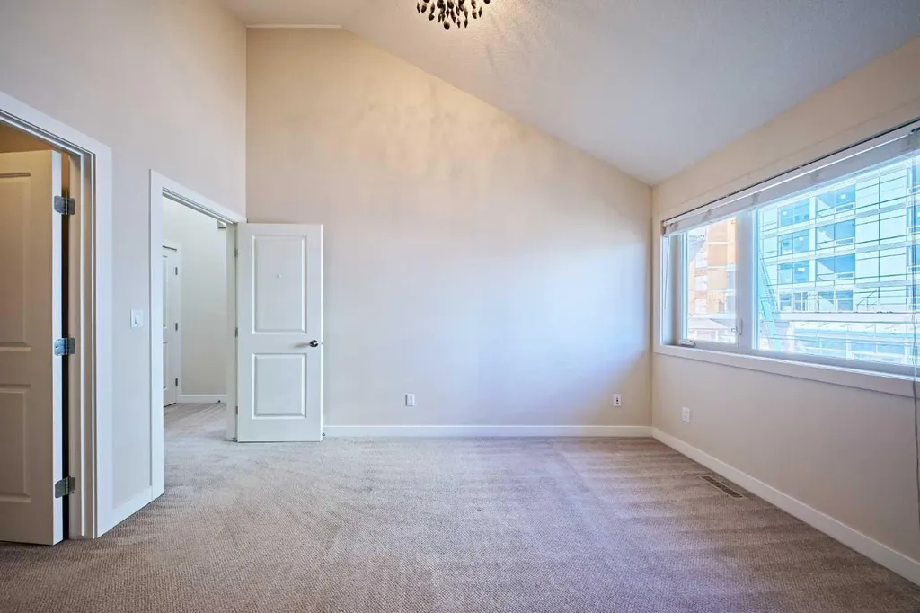 1840 Westmount Road NW Calgary AB T2N 3M5