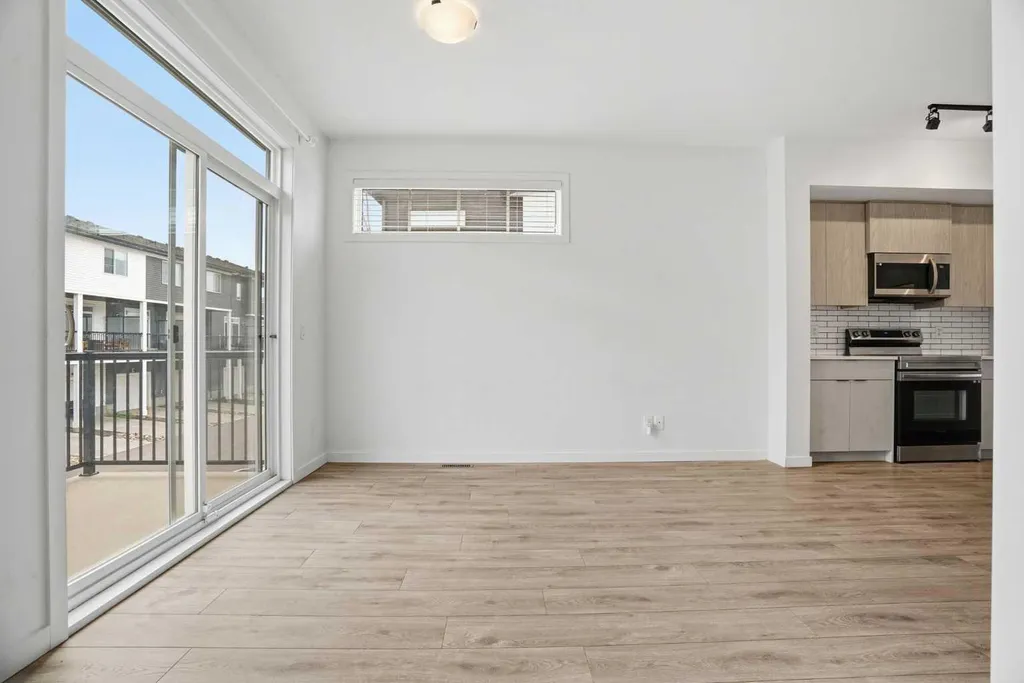 32 Walgrove Common SE Calgary AB T2X 4C2