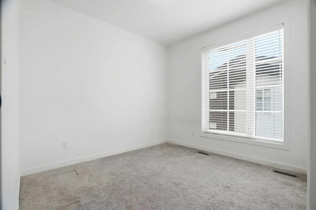 32 Walgrove Common SE Calgary AB T2X 4C2