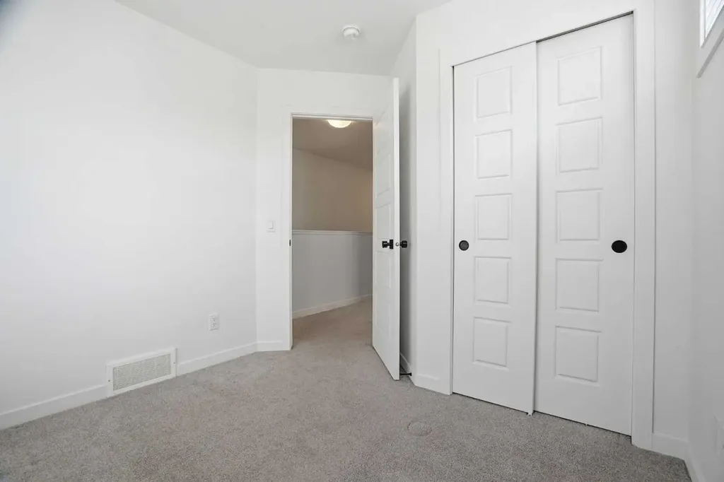 32 Walgrove Common SE Calgary AB T2X 4C2