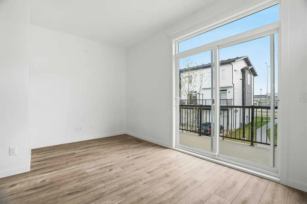 32 Walgrove Common SE Calgary AB T2X 4C2