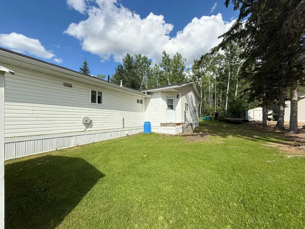 660022 Range Road 225.5 Rural Athabasca County AB T9S 2B7