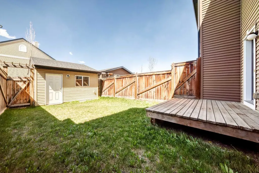 393 Legacy Boulevard SE Calgary AB T2X0Y8