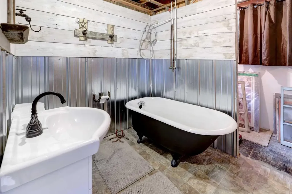 261 2 Avenue W Drumheller AB T0J 0Y4
