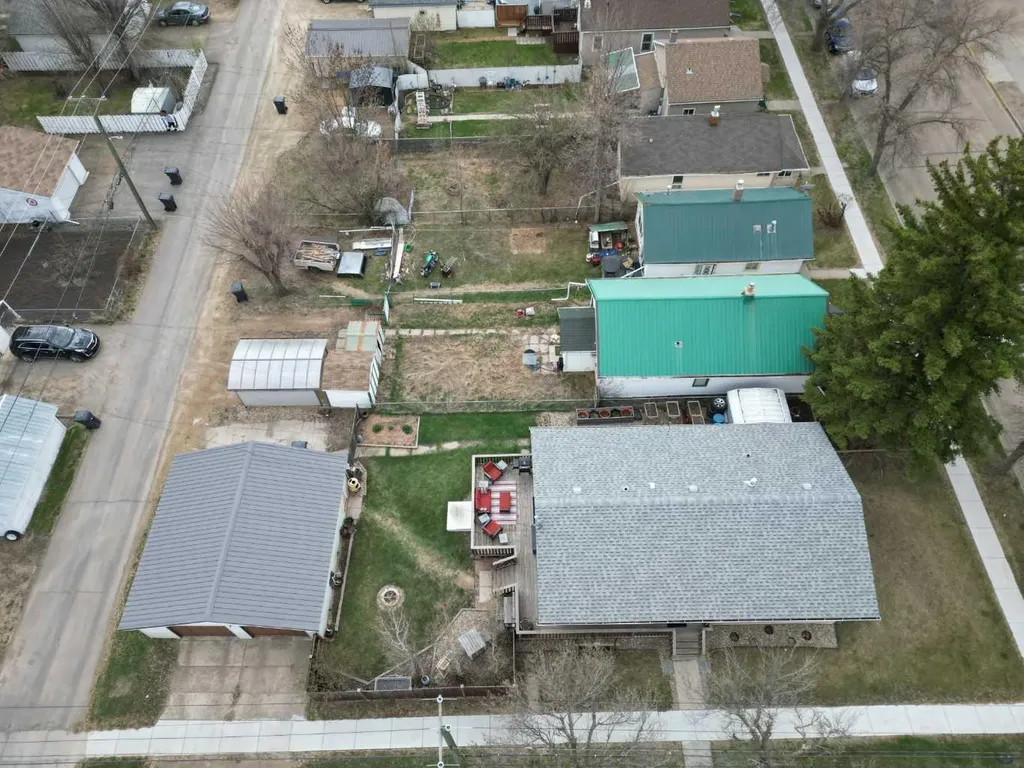 261 2 Avenue W Drumheller AB T0J 0Y4