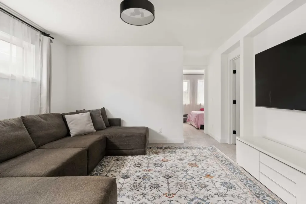345 Calhoun Common NE Calgary AB T3P 1T2