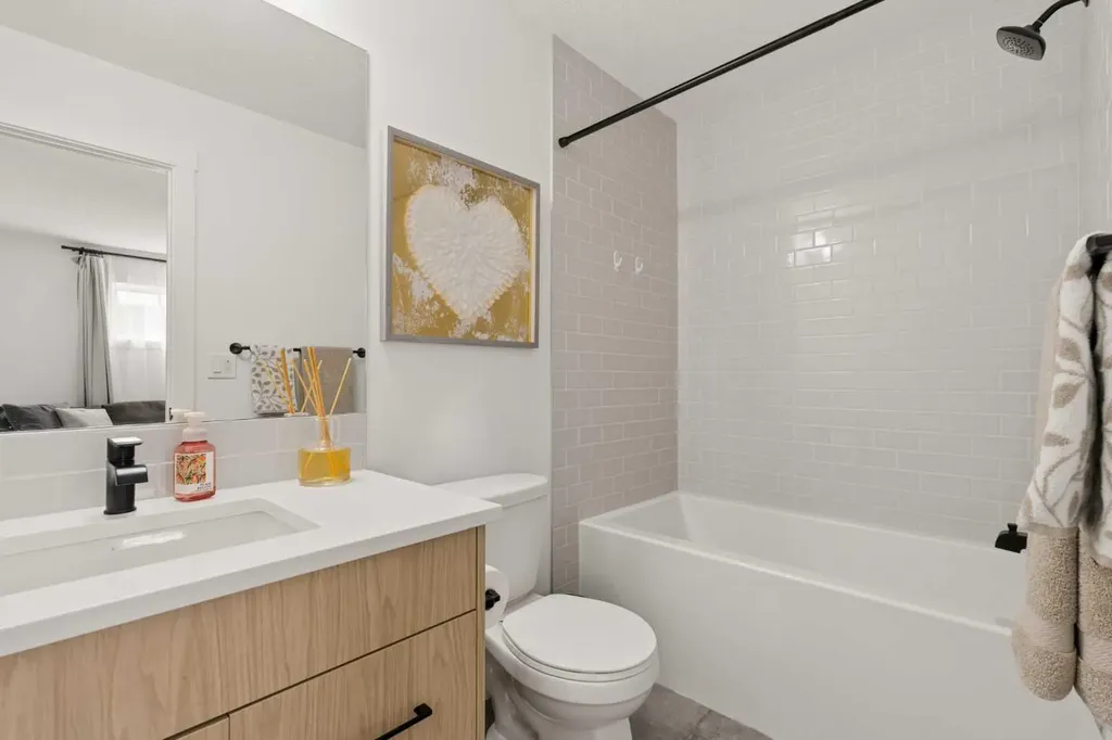 345 Calhoun Common NE Calgary AB T3P 1T2