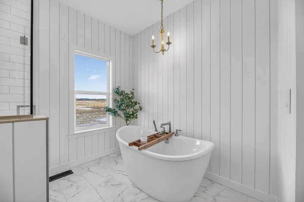 33080 Range Road 61 Rural Mountain View County AB T0M 1X0