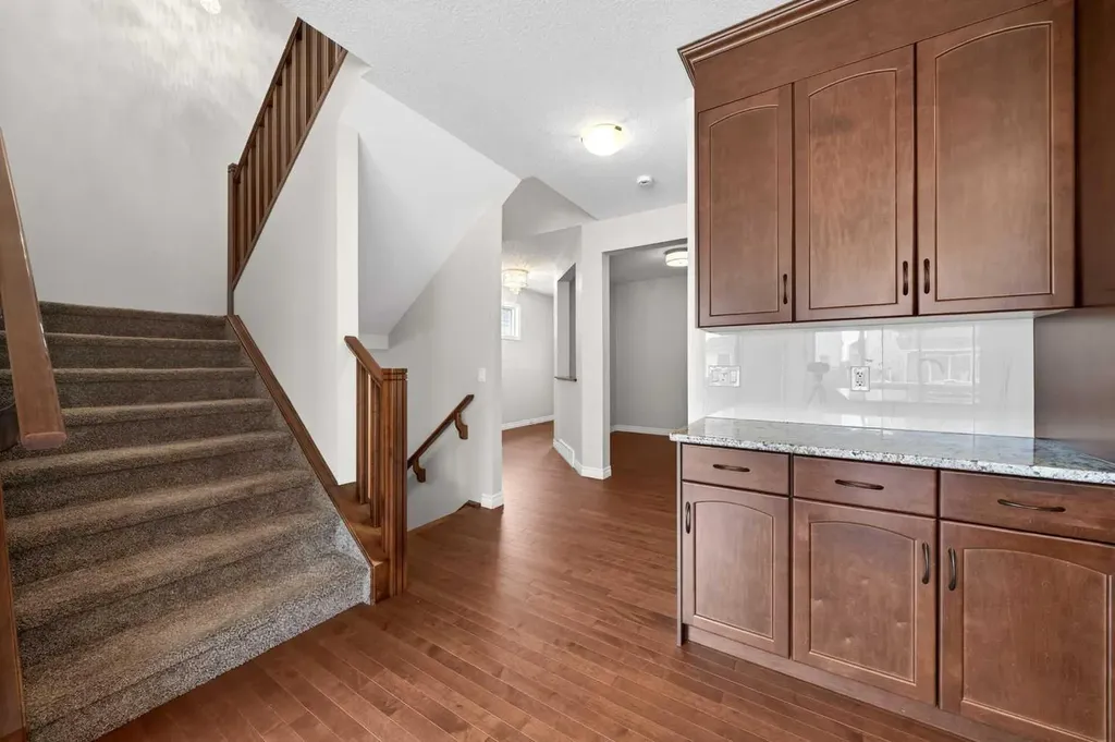 38 Evansfield Terrace NW Calgary AB T3P 0K6