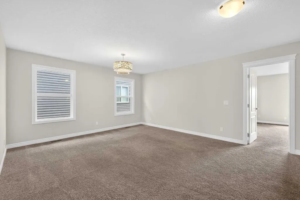 38 Evansfield Terrace NW Calgary AB T3P 0K6