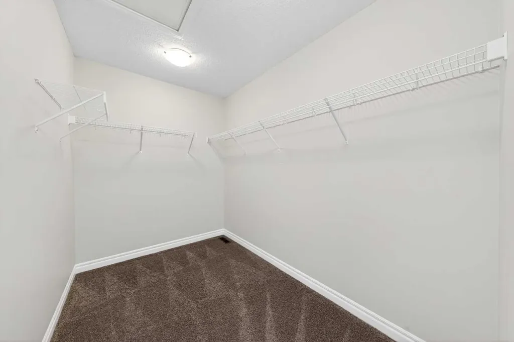 38 Evansfield Terrace NW Calgary AB T3P 0K6
