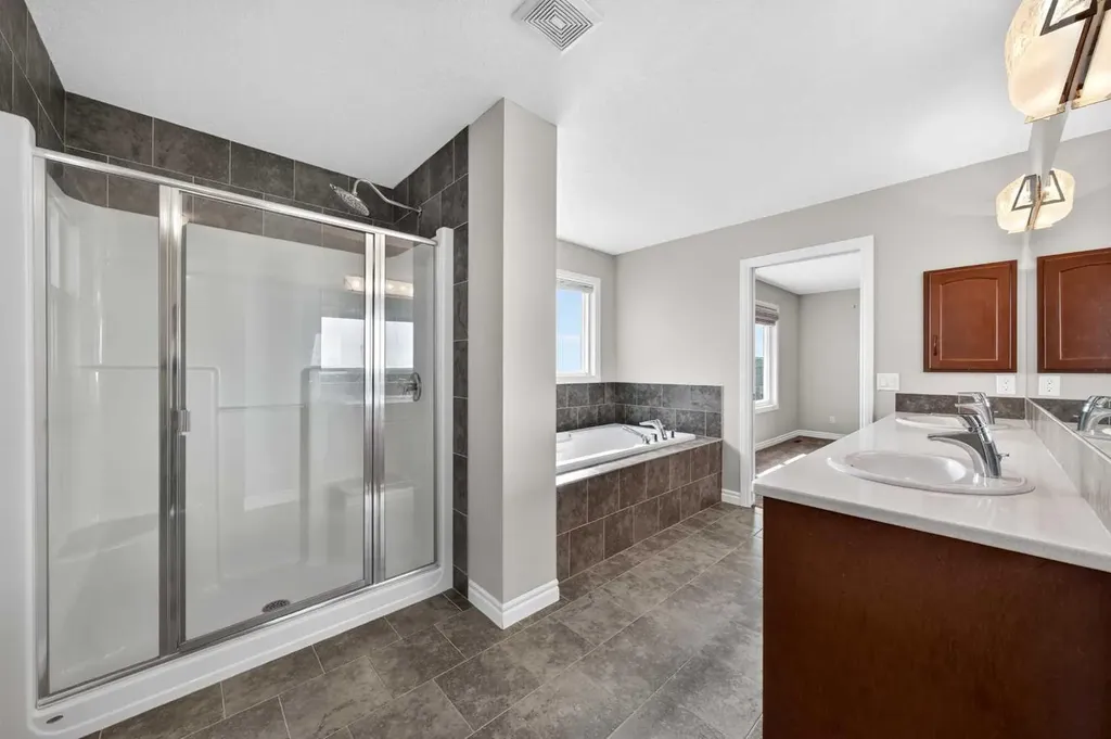 38 Evansfield Terrace NW Calgary AB T3P 0K6