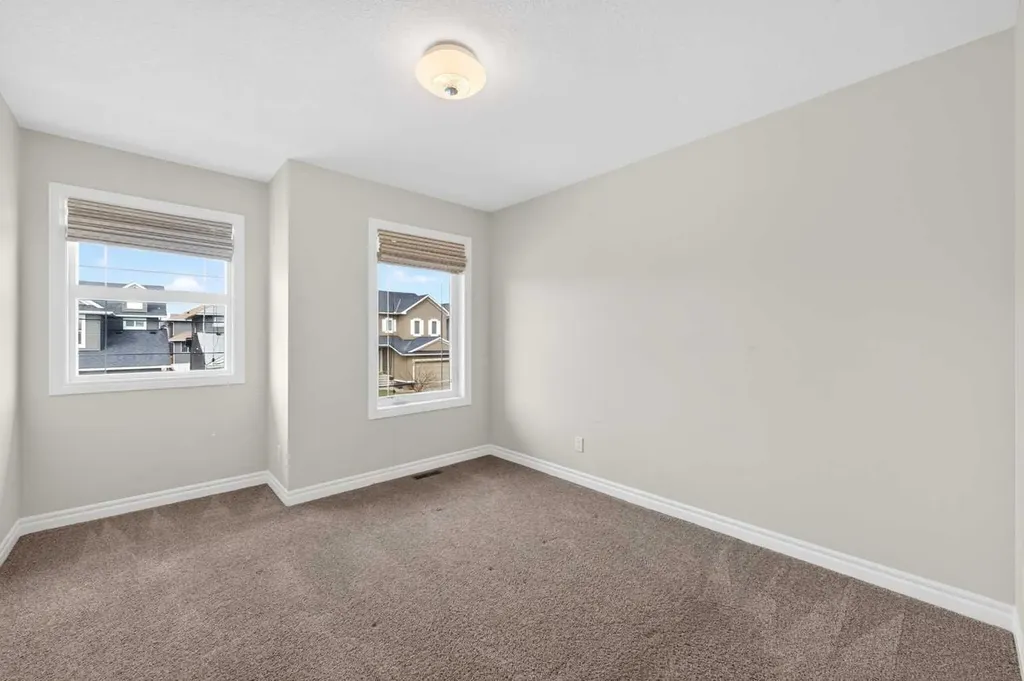 38 Evansfield Terrace NW Calgary AB T3P 0K6