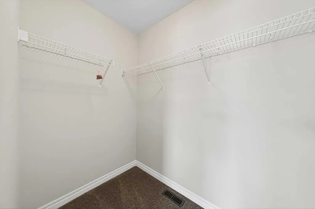 38 Evansfield Terrace NW Calgary AB T3P 0K6
