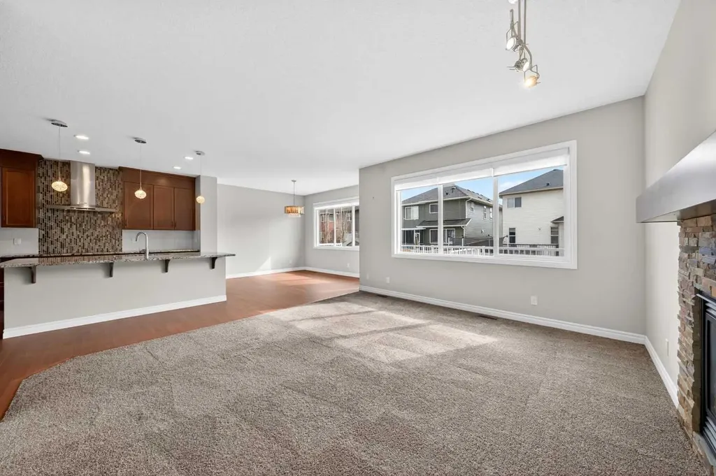 38 Evansfield Terrace NW Calgary AB T3P 0K6