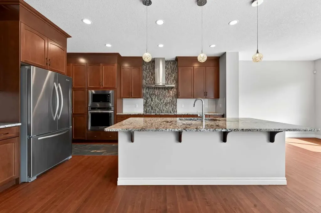 38 Evansfield Terrace NW Calgary AB T3P 0K6
