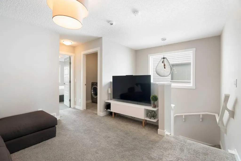 170 Seton Grove SE Calgary AB T3M 2Y9