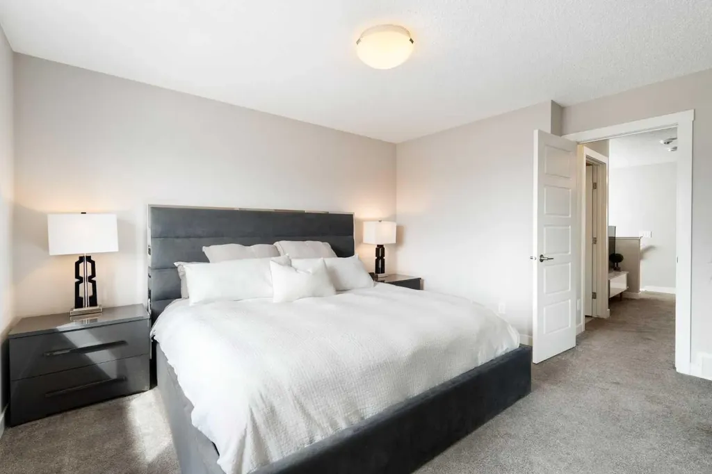 170 Seton Grove SE Calgary AB T3M 2Y9